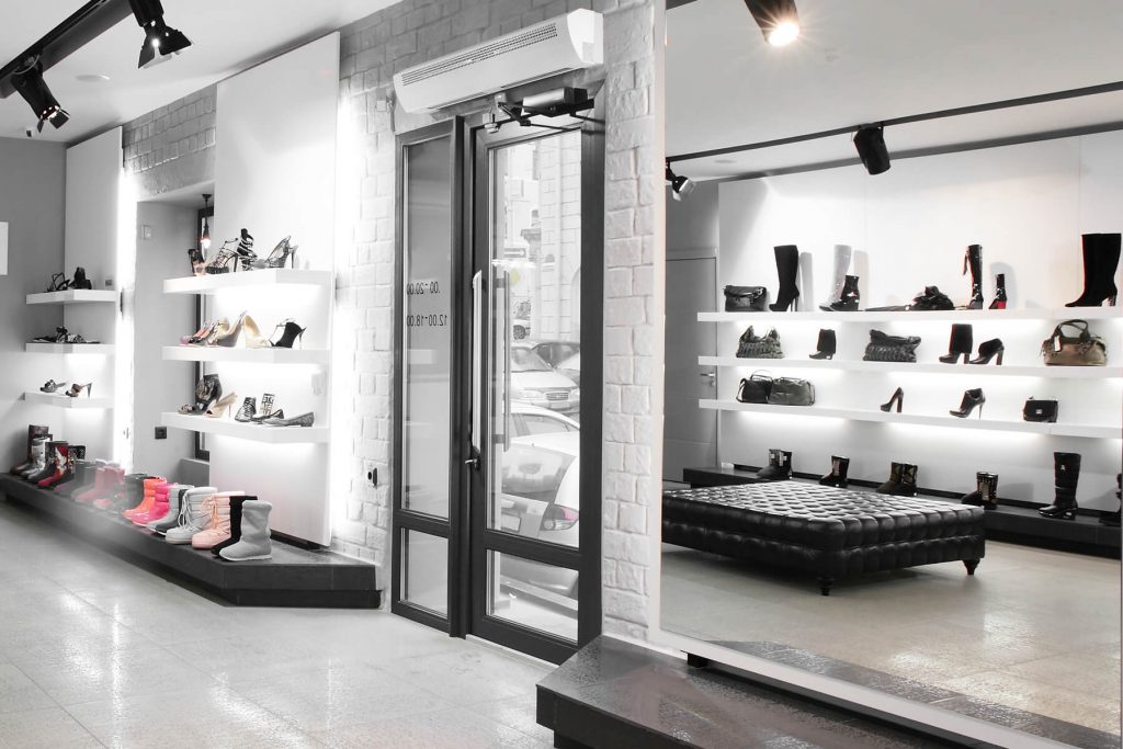 Ladengeschäft Tür Montage - 2